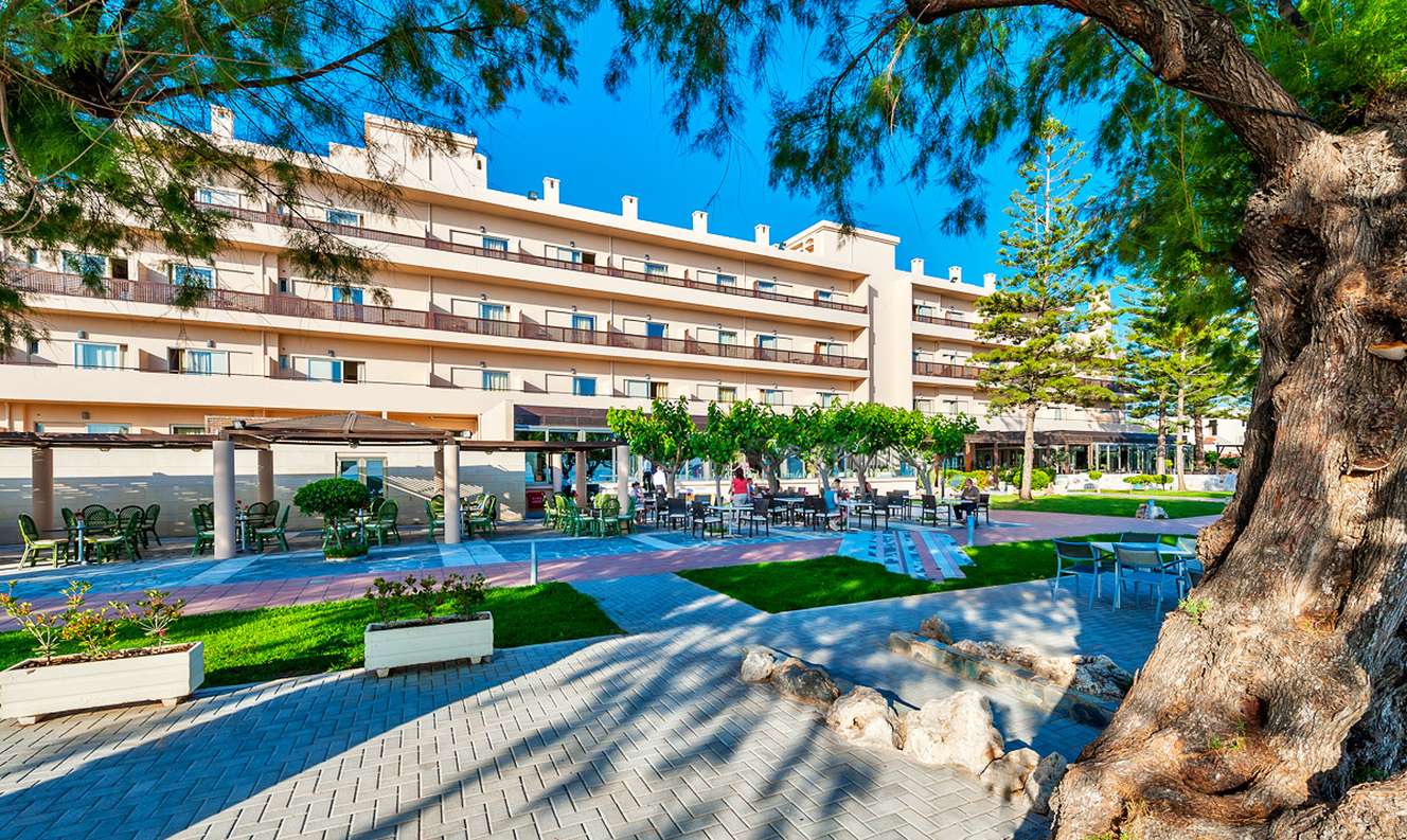 Santa Marina Beach Hotel Afbeelding