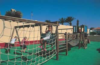 Castillo Playa Bungalows 2