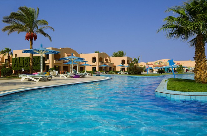 Ali Baba Resort incl 5 dagen bootduiken Hurgada Egypte Afbeelding