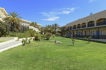 Aphrodite Beach Club 11