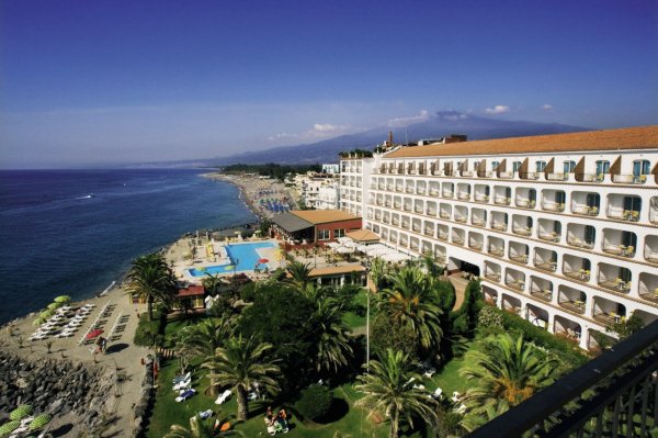 Hilton Giardini Naxos