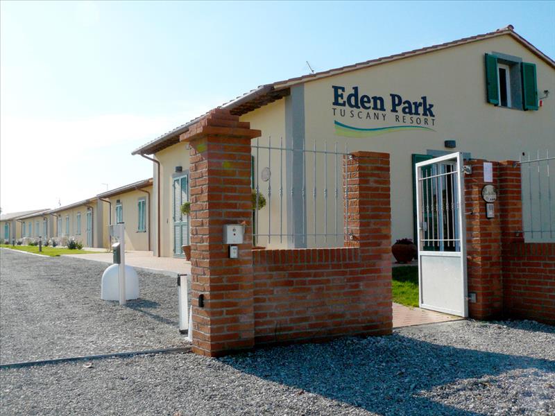 Eden Park Resort 9