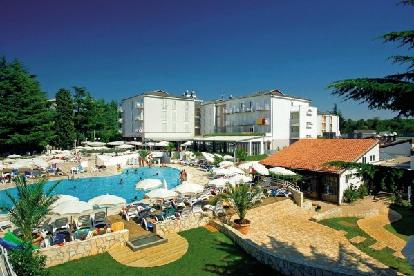 Valamar Pinia 1