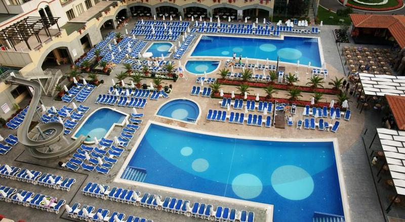 Iberostar Sunny Beach Hotel 17