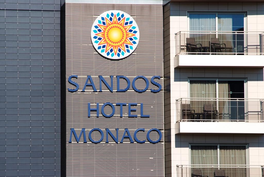 Sandos Monaco Resort 8