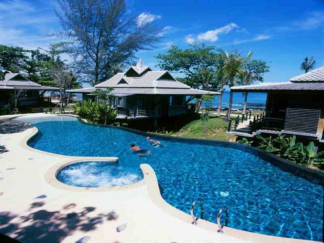 Khao Lak Resort