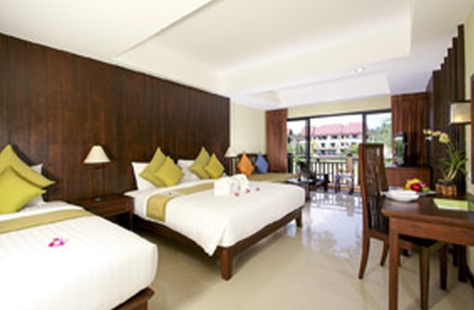 Khaolak Emerald Beach 1