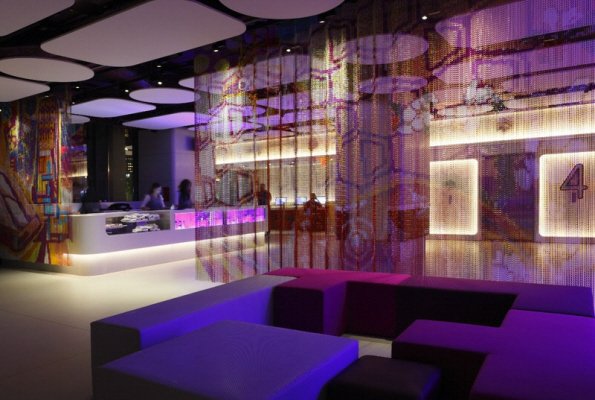 Yotel 2