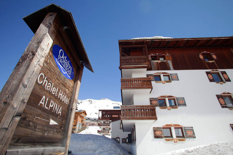 Apartotel Chalet Alpina 4