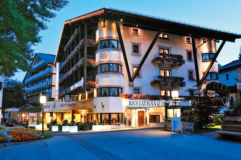 Alpenhotel Fall in Love