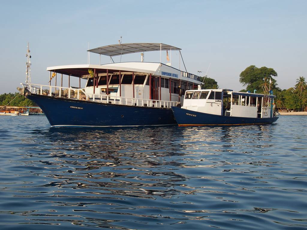 MV Emperor Atoll  Best of Maldives 1