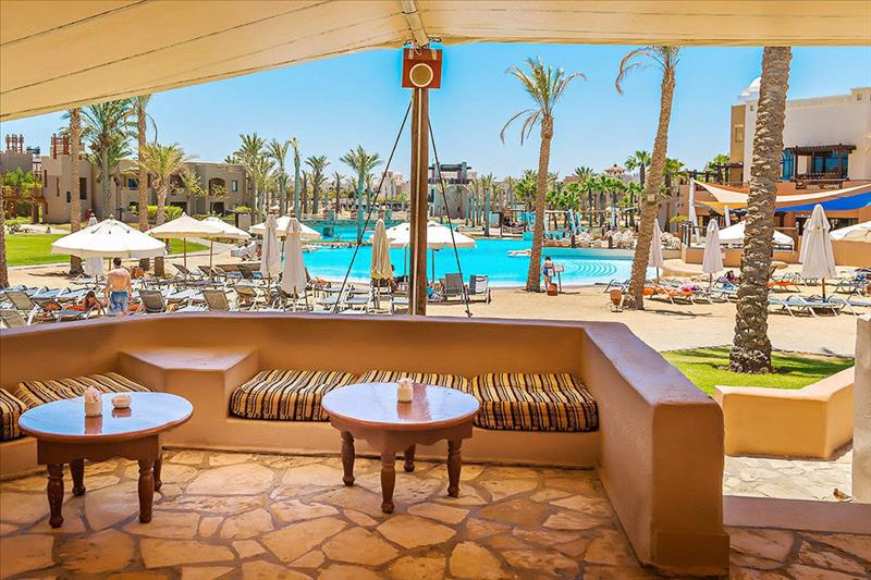 Crowne Plaza Sahara Oasis 17