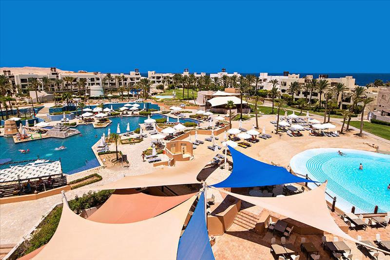 Crowne Plaza Sahara Oasis 30