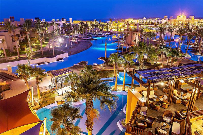 Crowne Plaza Sahara Oasis 74