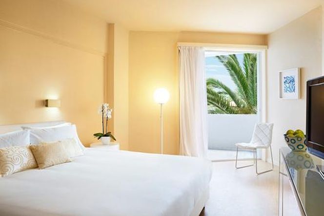 Grecotel Pella Beach 11