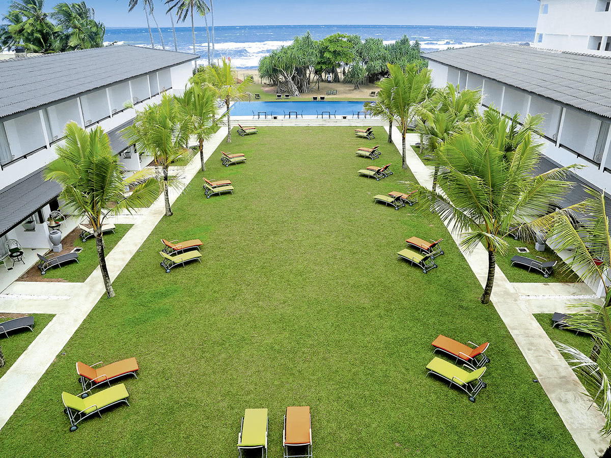 Coco Royal Beach Resort 3