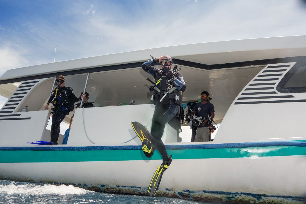 MV Emperor Leo  Best of Maldives 1