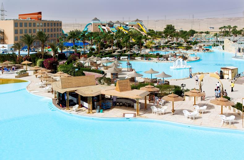 Titanic Aqua Park Resort 1