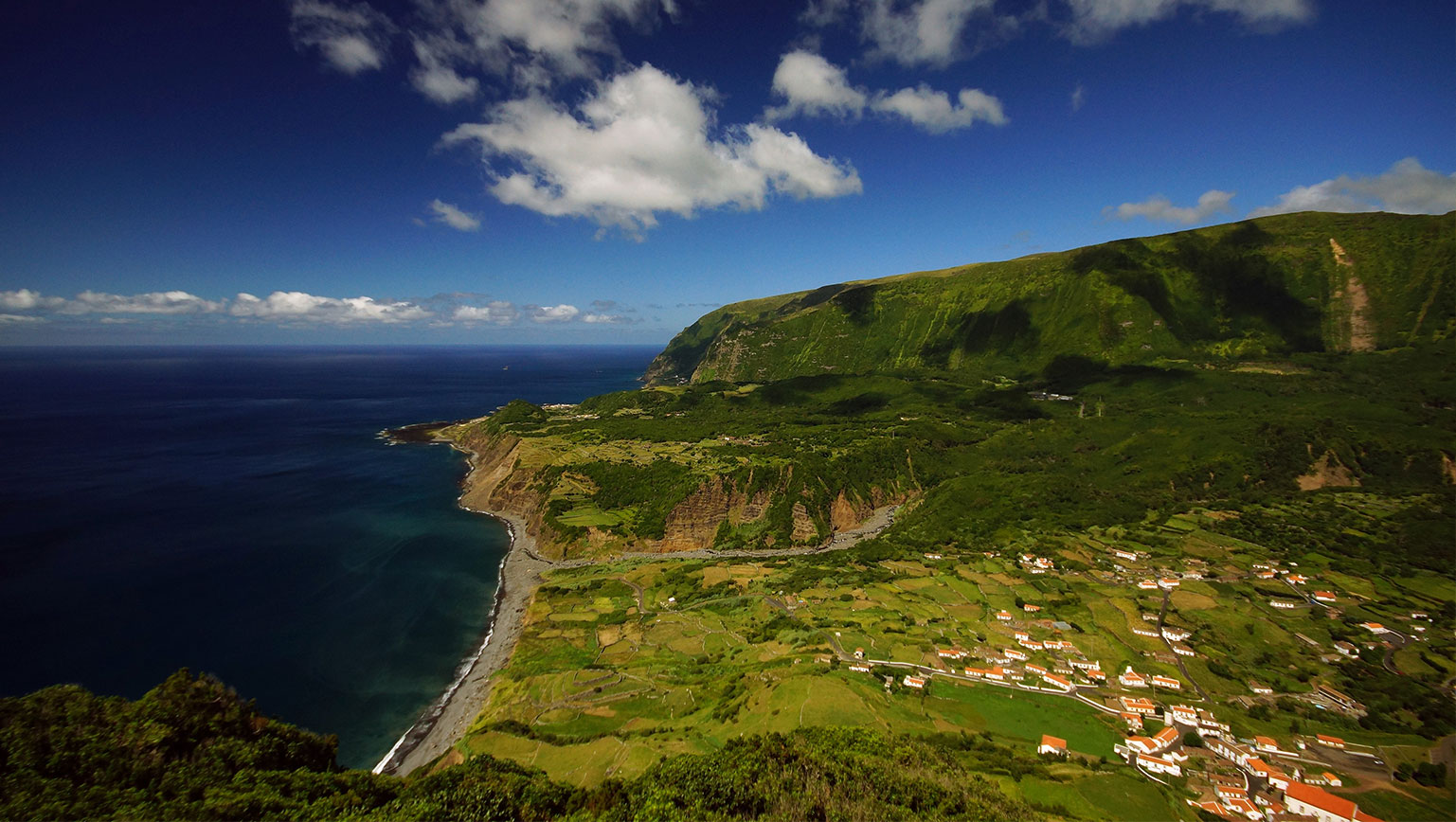 Fly en Drive Azoren Eilandhoppen Terceira - Faial - Pico - Sao Miguel 0