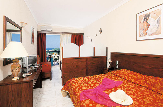 Selini Suites appartementen hotel en  villas 3