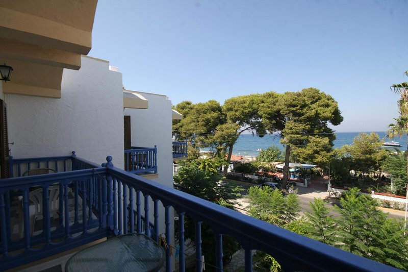 Appartement: Theodorou Beach 9